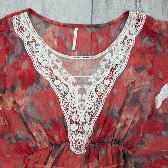 Free People Daydreamer Semi Sheer Top Blouse Womens Size Small Lace Trim - Picture 4 of 7